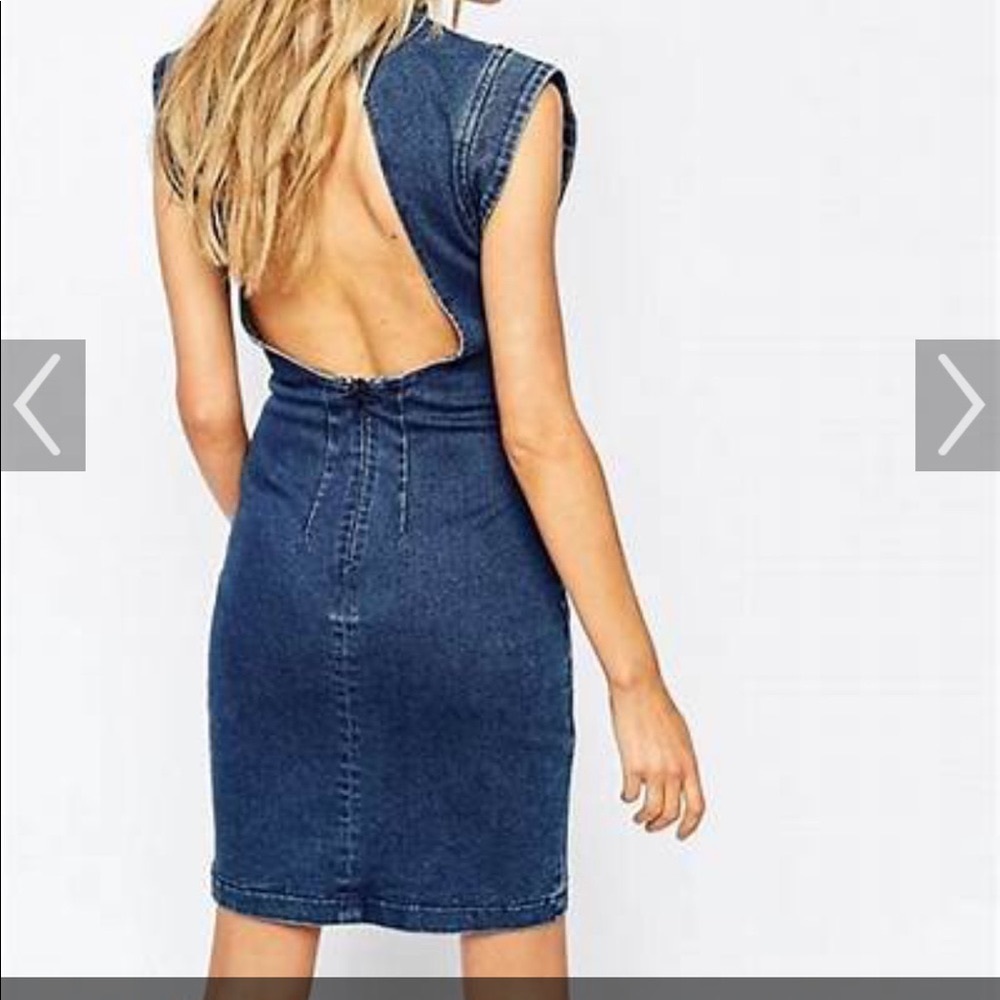 Stunning Rolla’s denim mini dress💜